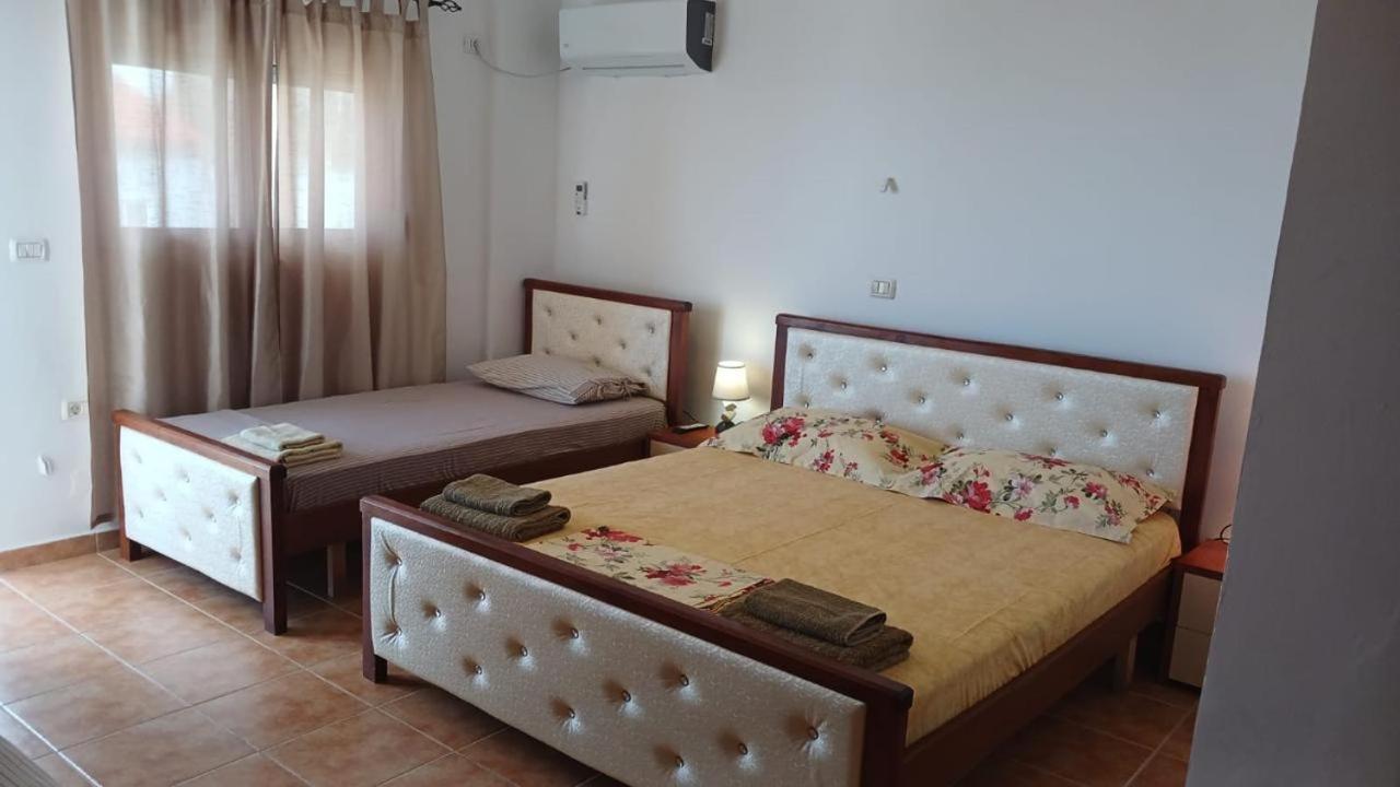 Guesthouse Mateo Dhërmi Quarto foto